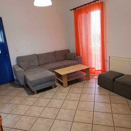 Athina Rooms Karvounades Kültér fotó