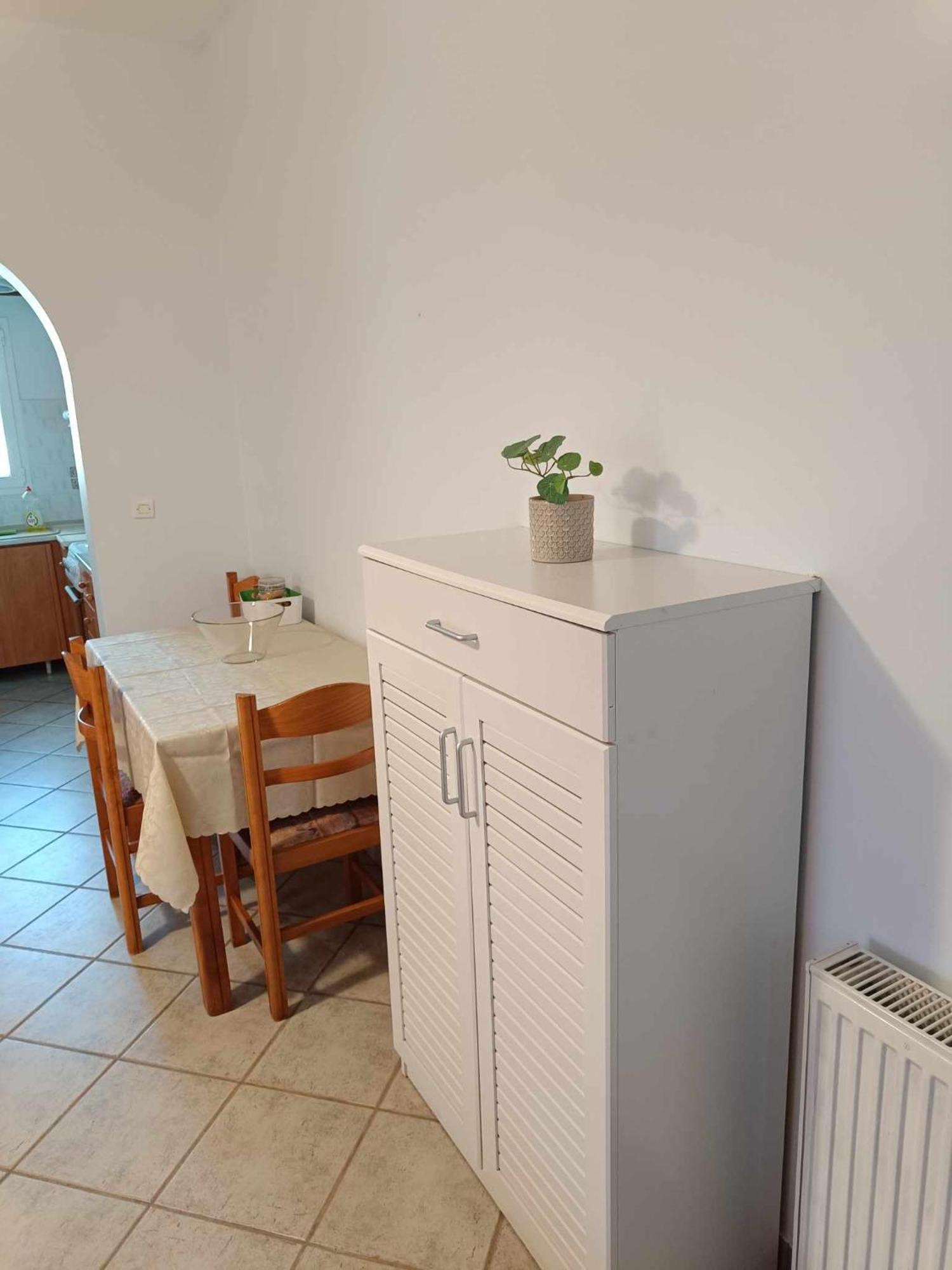 Athina Rooms Karvounades Kültér fotó